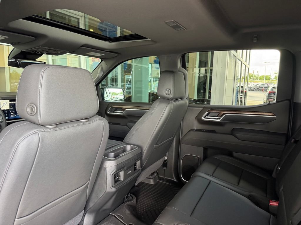 New 2026 Chevrolet Silverado 1500 RST w/ RST All Star Premium Package AWD/4WD image 25