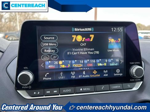 Used 2023 Nissan Sentra SR w/ SR Premium Package image 16