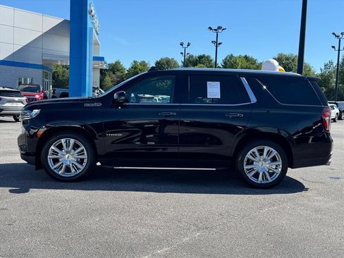 Used 2023 Chevrolet Tahoe High Country w/ Advanced Technology Package AWD/4WD image 6