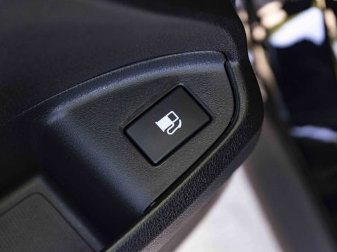 Used 2025 Honda Ridgeline Black Edition image 40