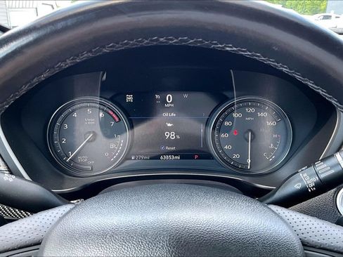 Used 2022 Cadillac XT4 Sport w/ Enhanced Visibility Package AWD/4WD image 19