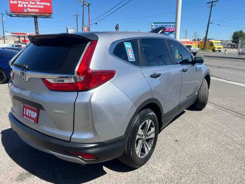 Used 2018 Honda CR-V LX image 5
