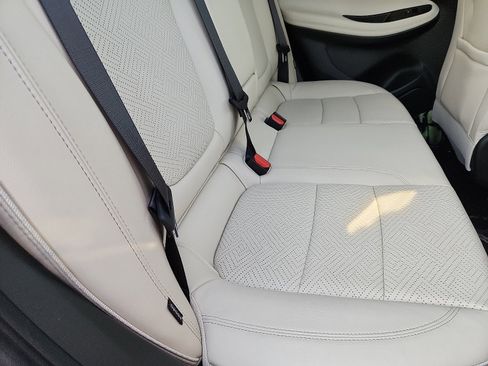 Used 2021 Buick Encore GX Essence w/ Advanced Technology Package image 31