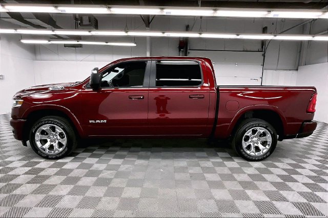 Used 2025 RAM 1500 Big Horn AWD/4WD image 14
