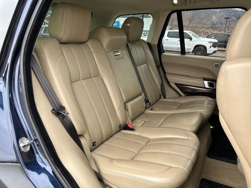 Used 2014 Land Rover Range Rover HSE image 22