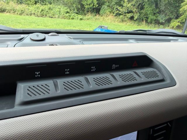 Used 2024 Ford Bronco Wildtrak AWD/4WD image 25