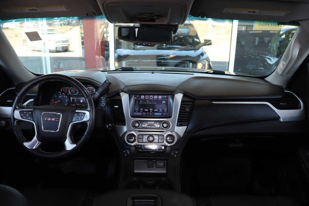 Used 2018 GMC Yukon SLT w/ Open Road Package AWD/4WD image 39