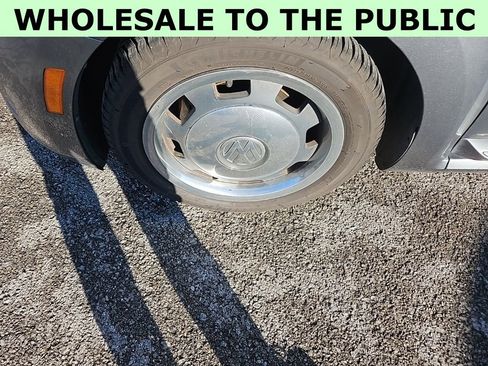 Used 2012 Volkswagen Beetle 2.5 image 13