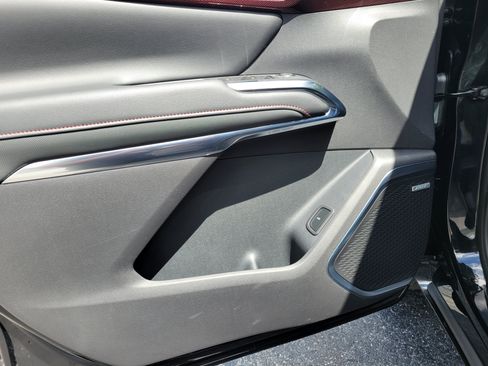 Used 2026 Chevrolet Traverse RS w/ LPO, Floor Liner Package FWD image 28