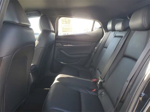 Certified 2025 MAZDA MAZDA3 s Sport image 11