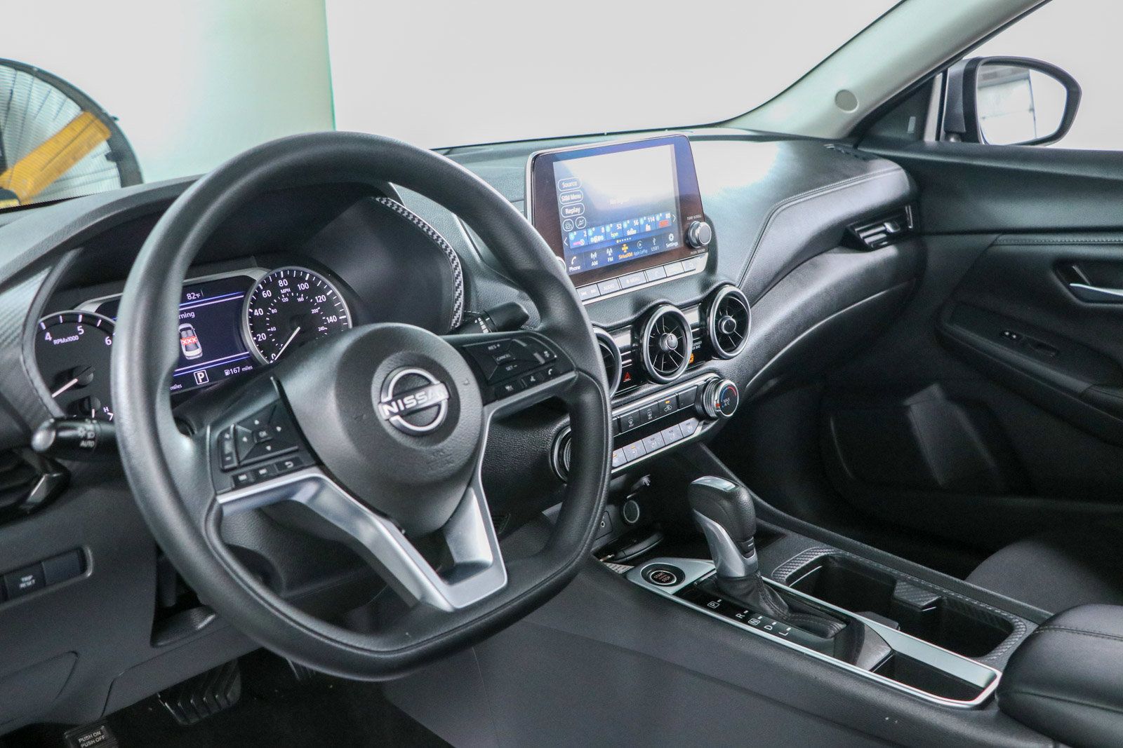 Used 2025 Nissan Sentra SV FWD image 22
