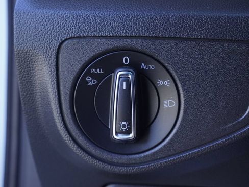 Used 2023 Volkswagen Atlas SEL AWD/4WD image 13