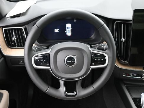 New 2026 Volvo XC60 B5 Plus w/ Climate Package AWD/4WD image 17