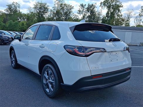 New 2026 Honda HR-V LX image 3