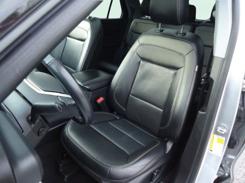 Used 2022 Ford Explorer Limited w/ Equipment Group 301A image 19