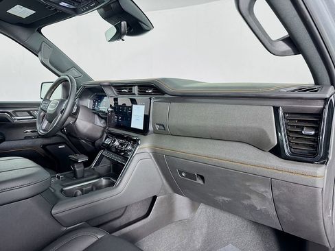 Used 2024 GMC Sierra 1500 AT4 w/ Technology Package image 34