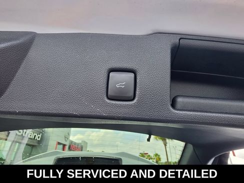 Used 2025 Ford Escape ST-Line w/ Tech Pack #1 FWD image 12