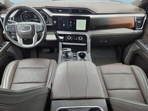 Used 2024 GMC Sierra 1500 Denali AWD/4WD image 19