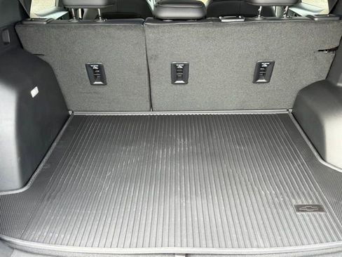 New 2026 Chevrolet Equinox ACTIV w/ Convenience Package III image 17