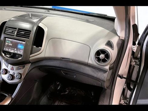 Used 2014 Chevrolet Sonic LS image 20