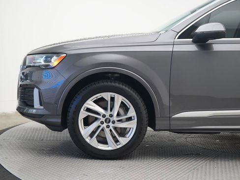 Certified 2023 Audi Q7 2.0T Premium AWD/4WD image 2