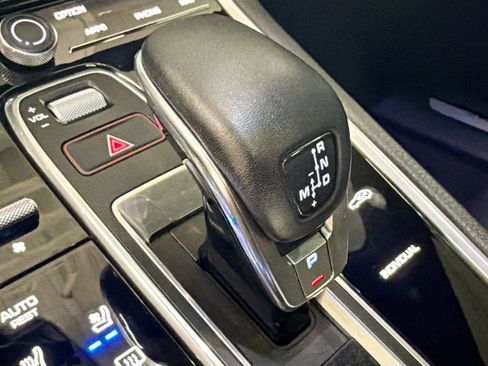 Certified 2018 Porsche Panamera 4S AWD/4WD image 18