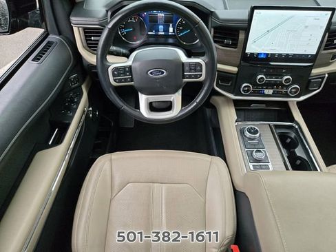 Used 2024 Ford Expedition Limited AWD/4WD image 15