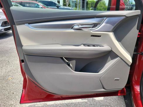 Certified 2023 Cadillac XT5 Premium Luxury w/ Technology Package FWD image 37
