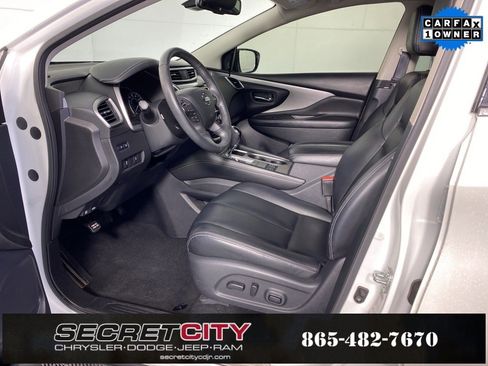 Used 2022 Nissan Murano SV w/ SV Midnight Edition Package image 11