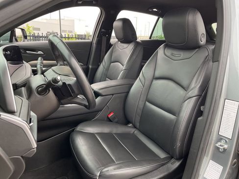 Used 2024 Cadillac XT4 Premium Luxury AWD/4WD image 27