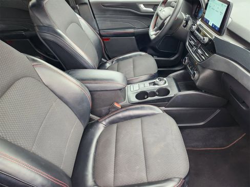 Used 2023 Ford Escape ST-Line image 14