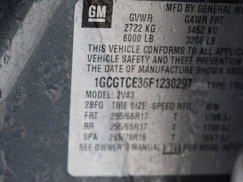 Used 2015 Chevrolet Colorado Z71 image 38