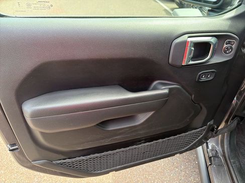 Certified 2025 Jeep Wrangler Unlimited Sport S 4xe image 6