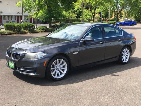 Used 2014 BMW 535i Sedan RWD image 11