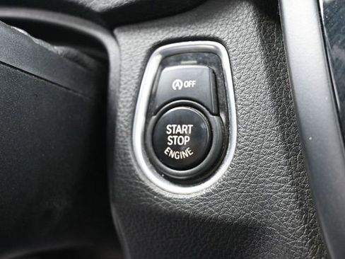 Used 2016 BMW M4 Convertible image 25