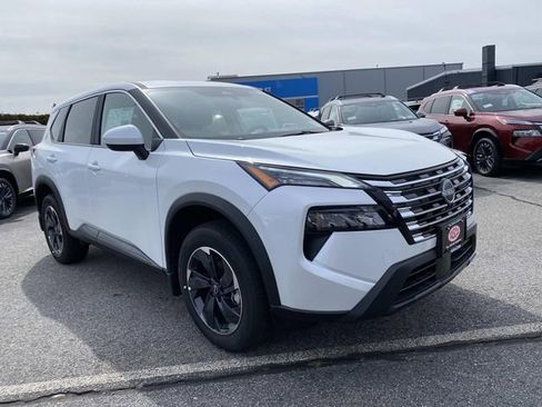 New 2026 Nissan Rogue SV AWD/4WD image 2