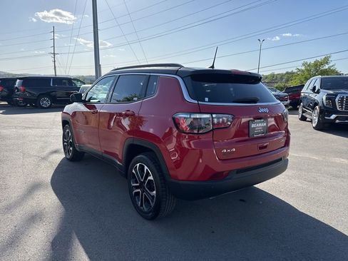 Used 2024 Jeep Compass Limited AWD/4WD image 5