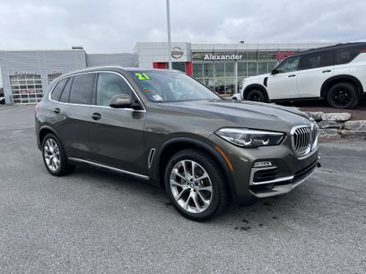 Used 2021 BMW X5 xDrive40i w/ Premium Package 2