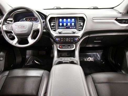 Used 2023 GMC Acadia SLT AWD/4WD image 3