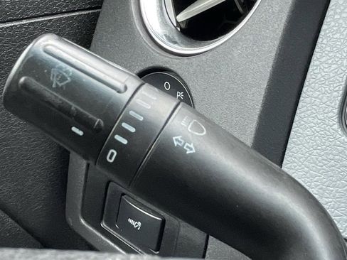 Used 2011 Ford F150 XLT w/ Trailer Tow Pkg image 20