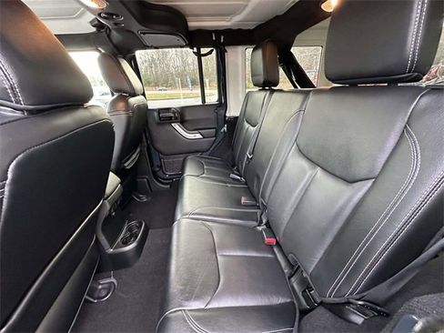 Used 2017 Jeep Wrangler Unlimited Sahara w/ Dual Top Group image 13