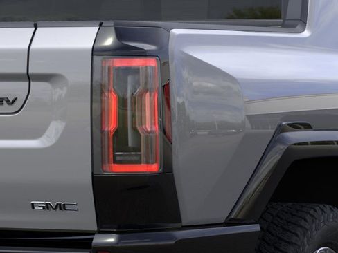New 2025 GMC Hummer EV 3X image 12