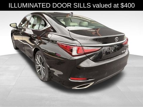 Used 2024 Lexus ES 350 w/ Premium Package FWD image 5