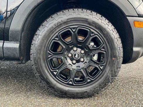 Used 2025 Ford Bronco Sport Badlands image 10