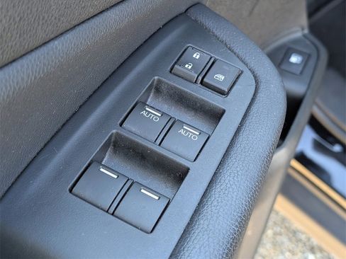 Certified 2022 Honda Pilot Sport image 14