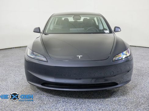 Used 2025 Tesla Model 3 Long Range AWD/4WD image 2