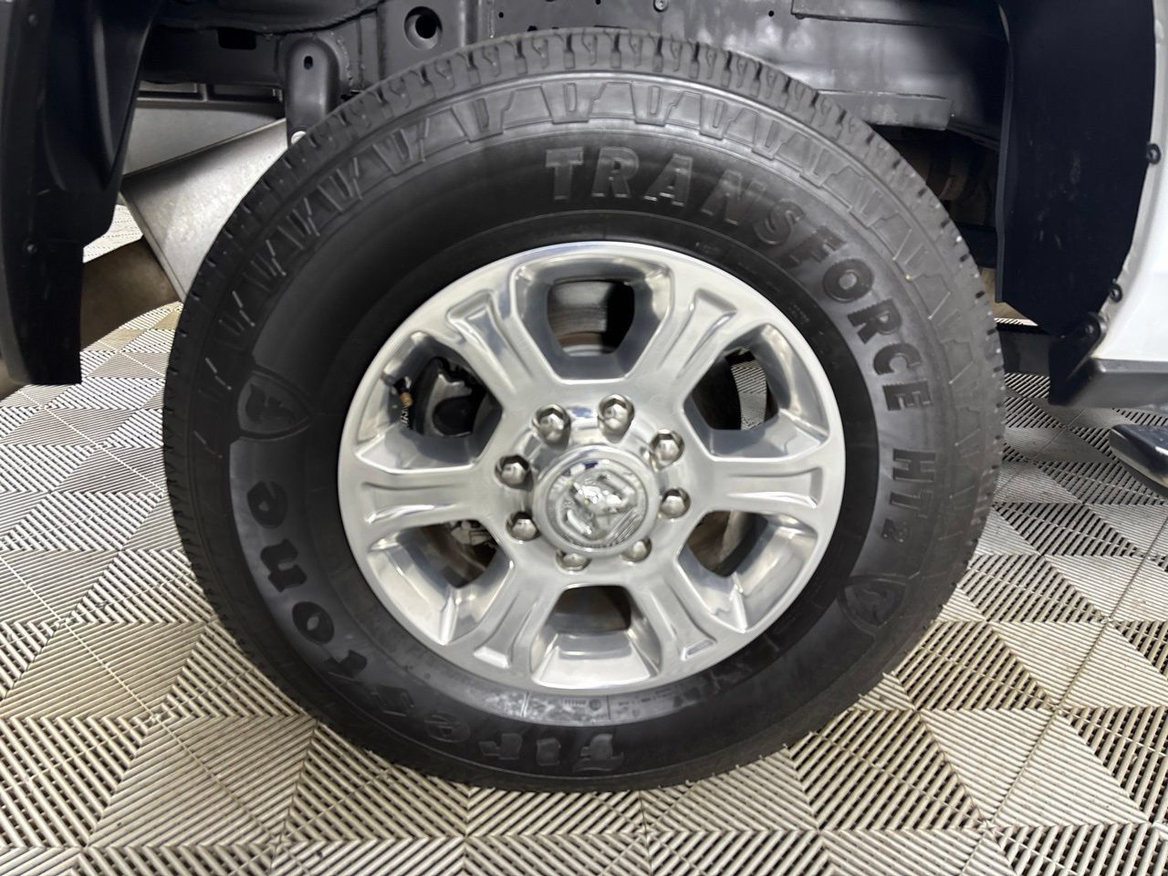 Used 2025 RAM 2500 Big Horn AWD/4WD image 32