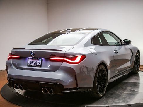Used 2021 BMW M4 Competition w/ Executive Package RWD image 7