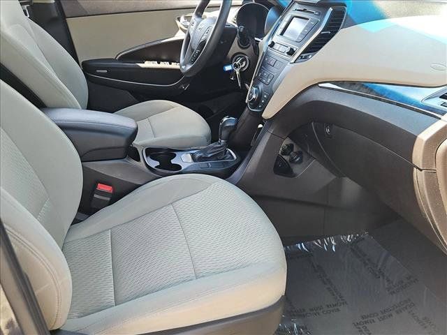 Used 2017 Hyundai Santa Fe Sport FWD image 25