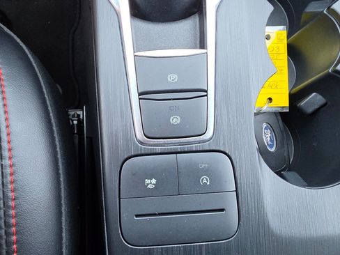 Used 2025 Ford Escape ST-Line AWD/4WD image 20